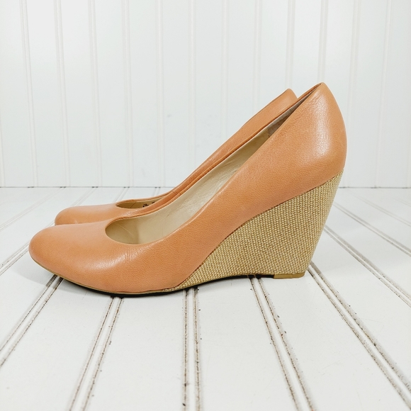 franco sarto helio wedge pump